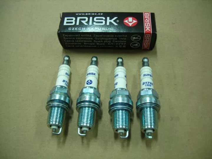 Свеча brisk dr15yc. Свеча Brisk Silver ГАЗ 405 - dr17ys Euro-3. Свечи Бриск dr17yc. Свеча Brisk dr17ldc1. Brisk lr17yc-1-j свечи зажигания, комплект "super r".